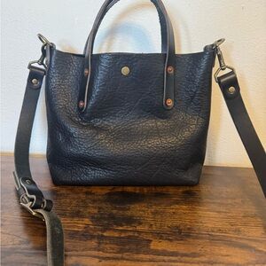 EUC Go Forth Goods AVERY LEATHER TOTE BAG - MINI CROSSBODY - BLACK